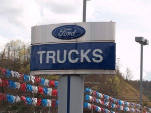 ford-trucks-sign